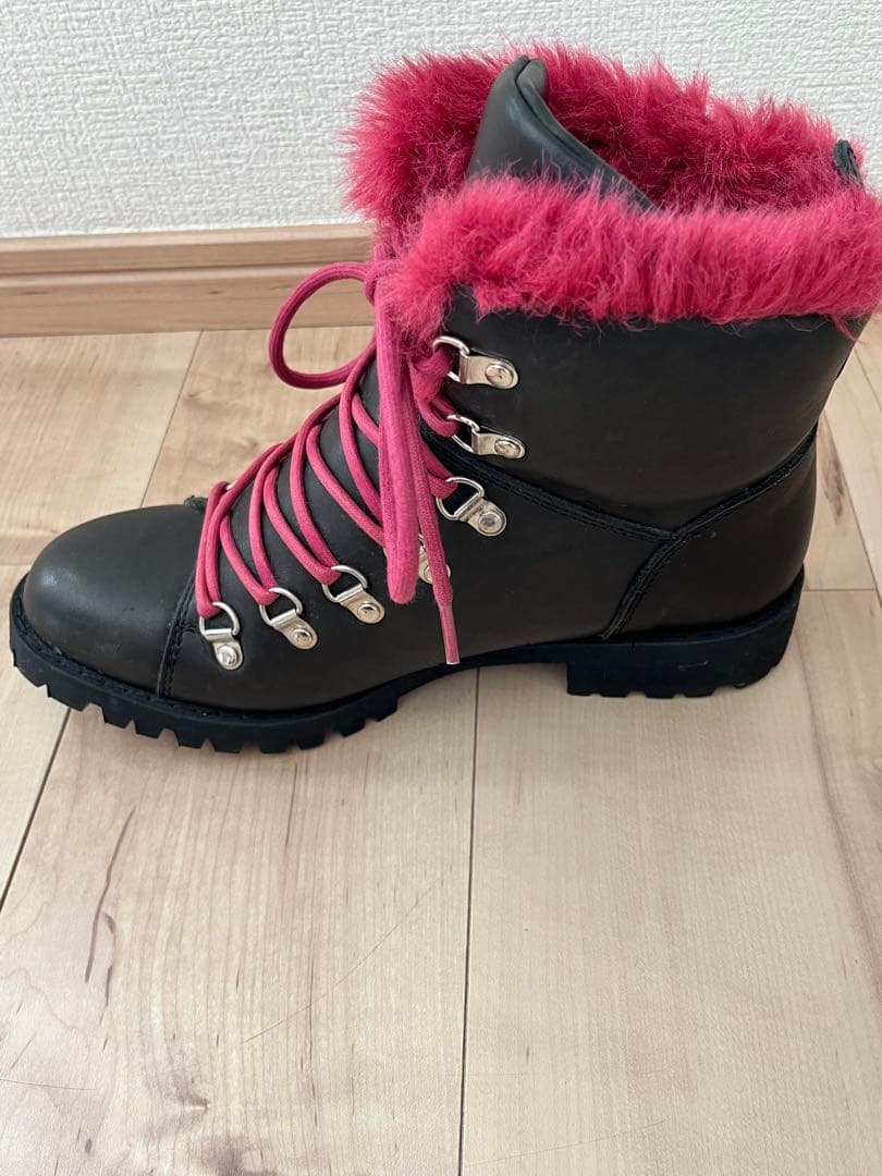 【LIMI feu】ファー付きブーツ ブラック/ピンク