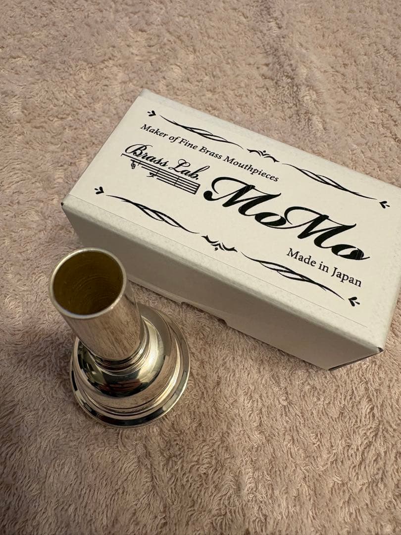 ブラスラボ・モモ　ユーフォニアムマウスピース 【AKIRA+】