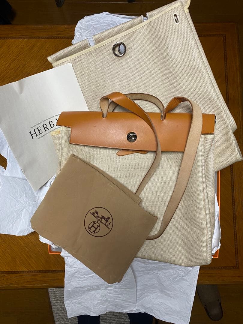 エルメス　エールバッグ　縦長タイプ未使用