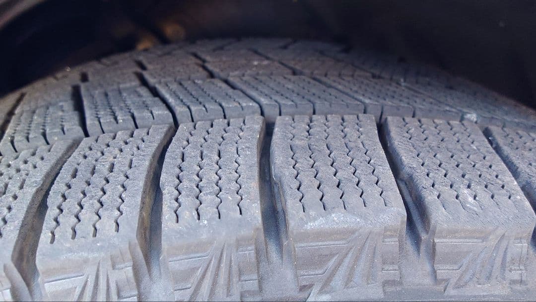 LEXUS IS500用 スタッドレスタイヤホイール付235/45/R18