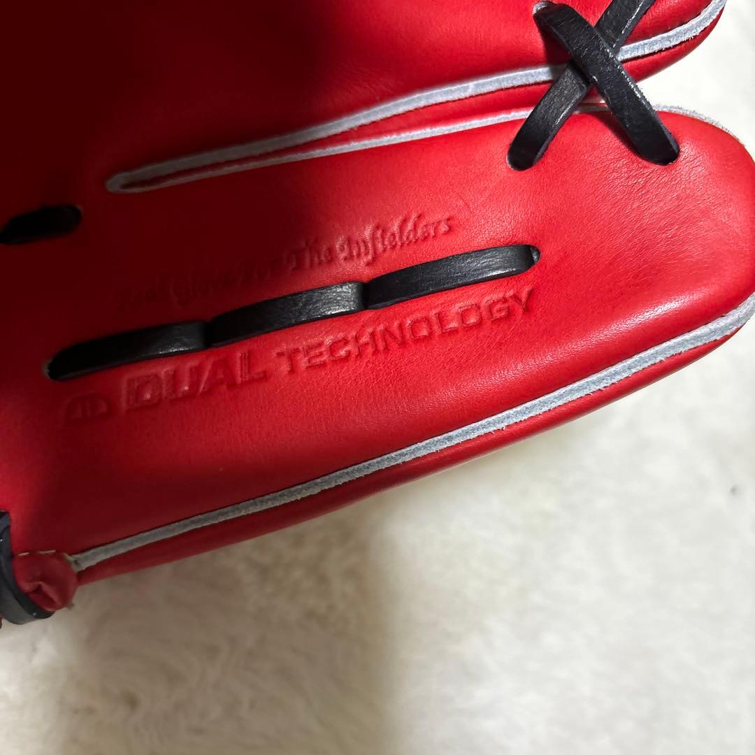 定価税込66000円　ウィルソン　硬式内野手用　新品未使用　袋付き