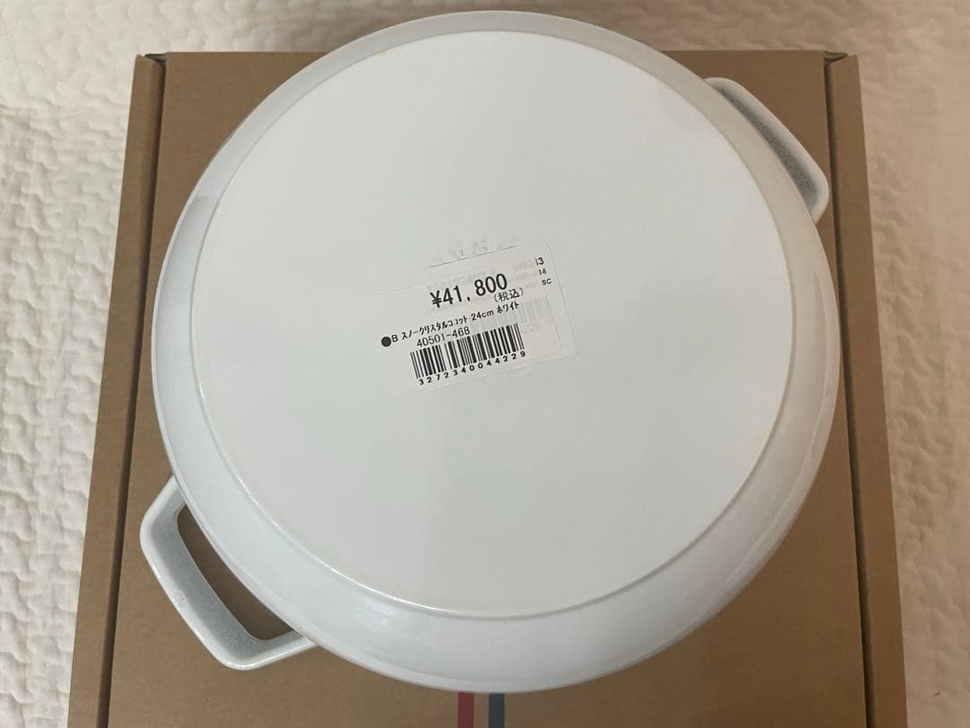 〈新品〉ストウブ　スノークリスタル　ココット　ホワイト