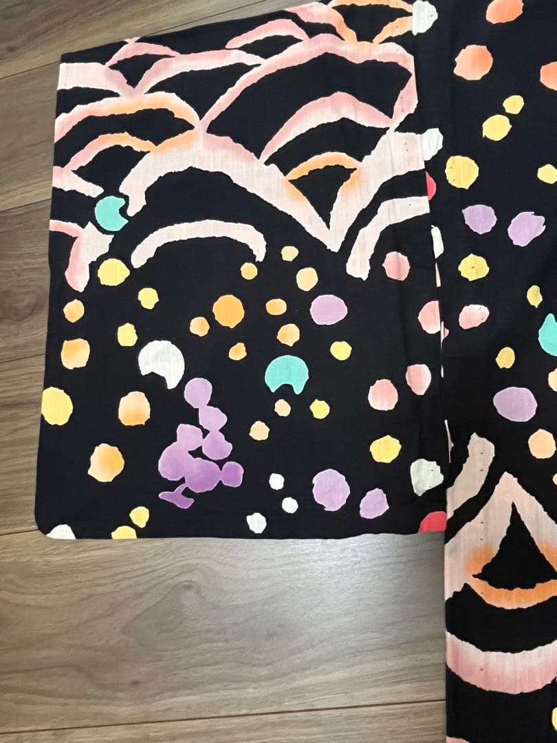 期間限定価格◆ツモリチサト◆注染 黒 浴衣 カラフルドット 猫 ぶどう 青海波柄