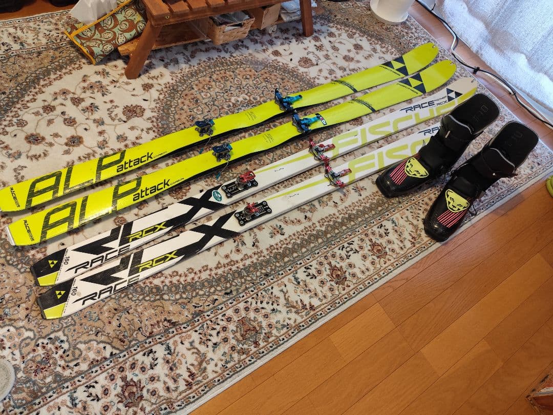 山岳スキレース　ブーツと板のセット
