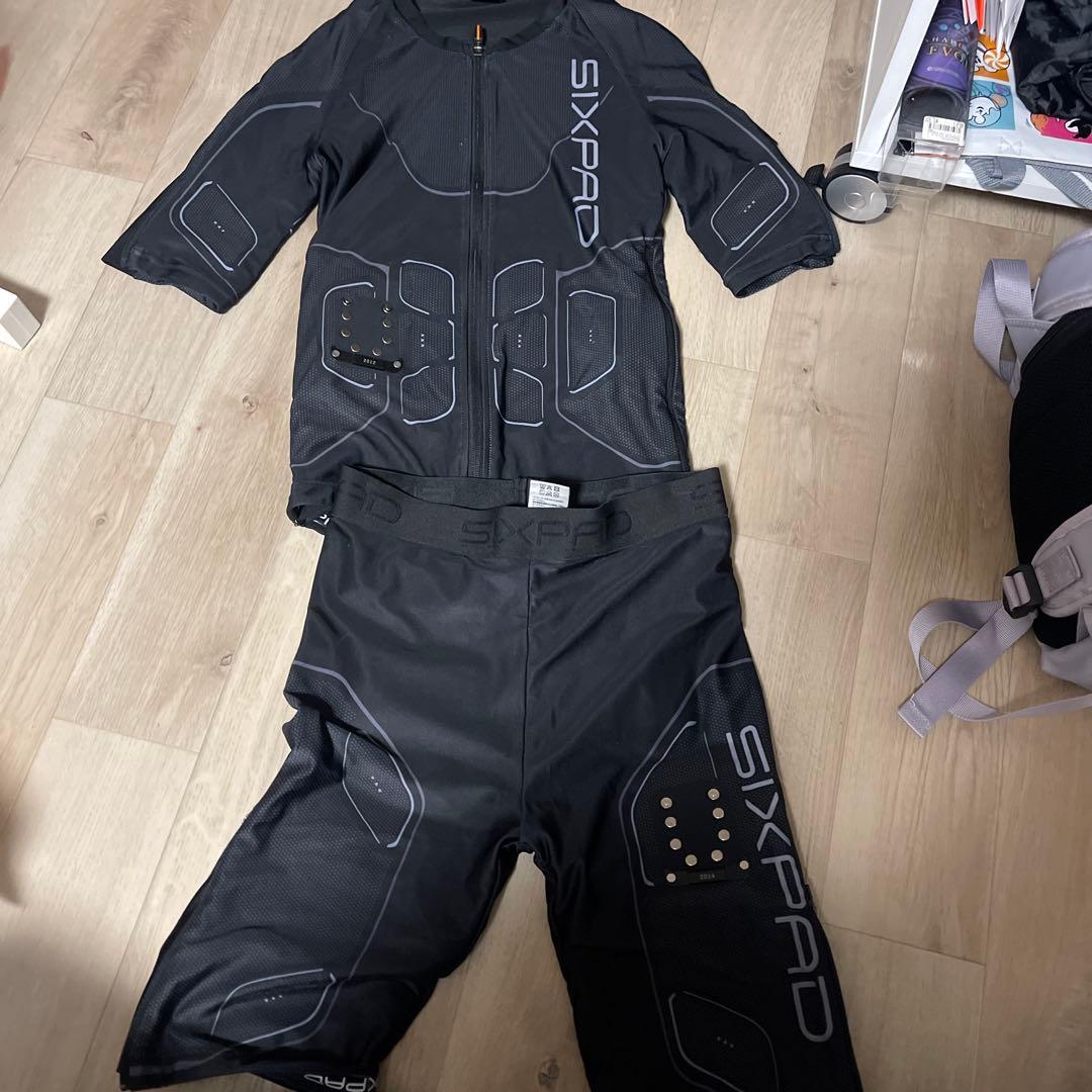 SIXPAD シックスパッド　パワースーツ　上下セット