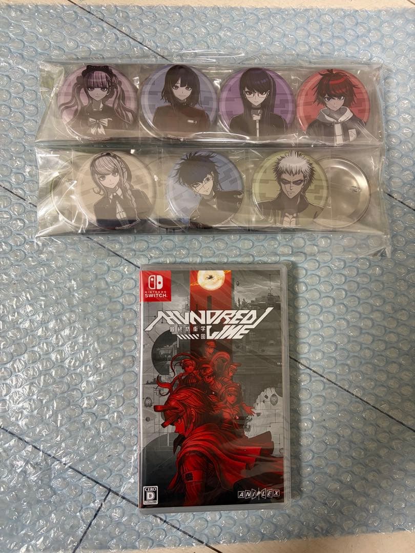 Switch HUNDRED LINE 最終防衛学園 オリジナル缶バッジ付き