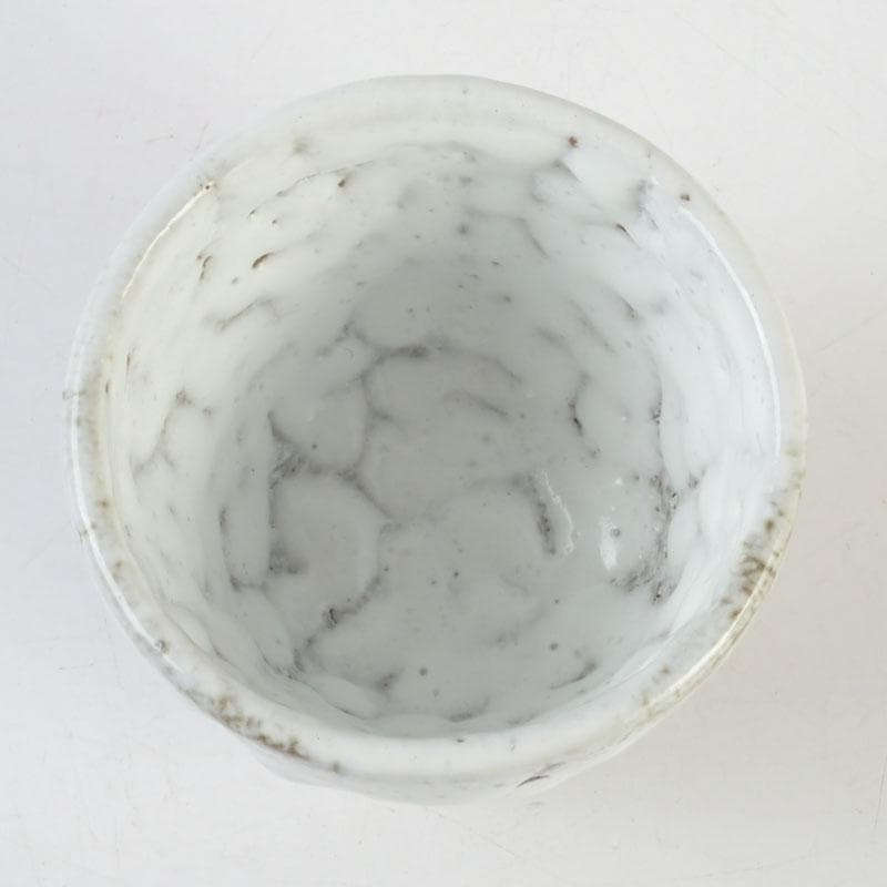 萩焼　三輪休雪造　酒盃　ぐい呑　共箱　V　9618