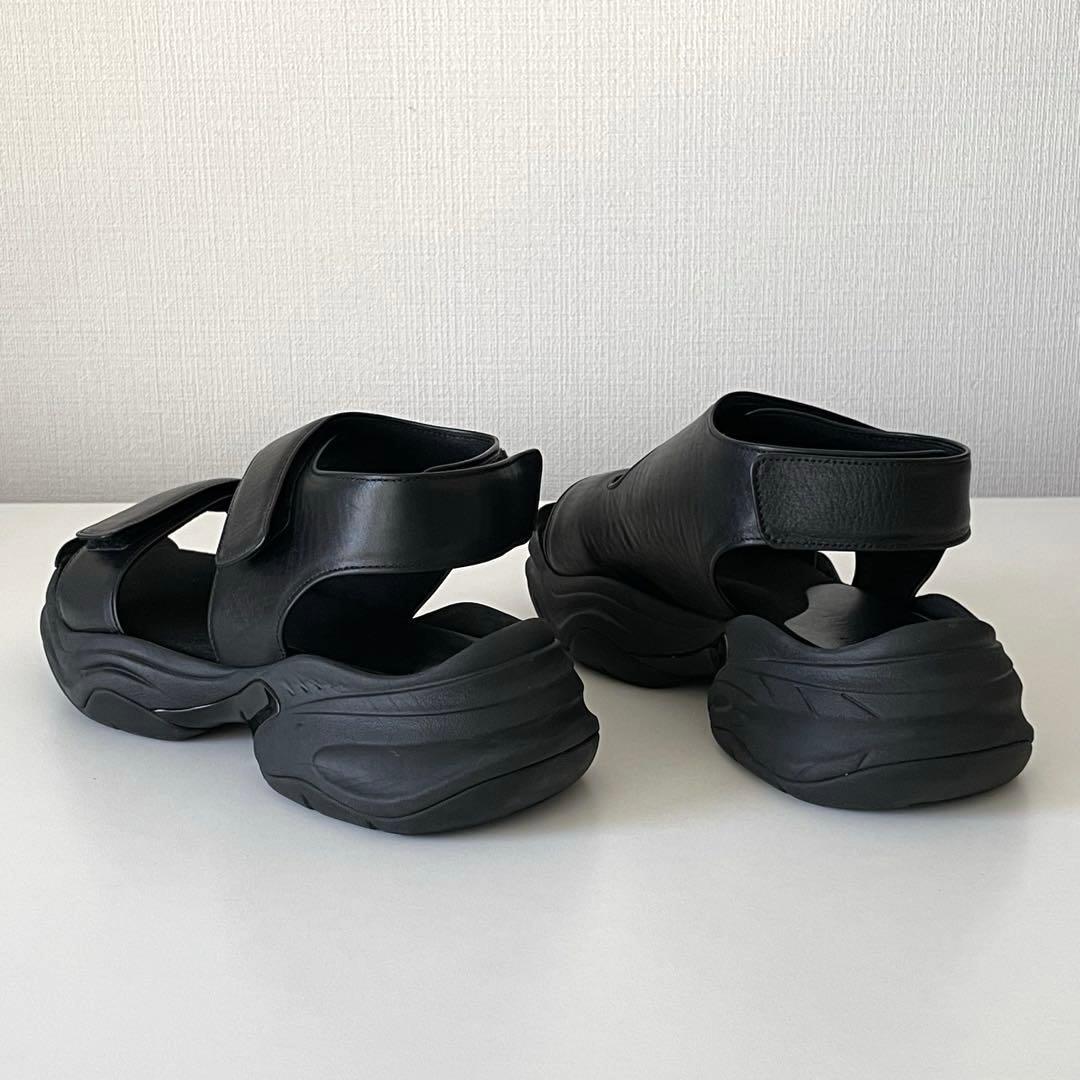 靴 ATTACHMENT 24SS CARF LEATHER SANDAL / 42
