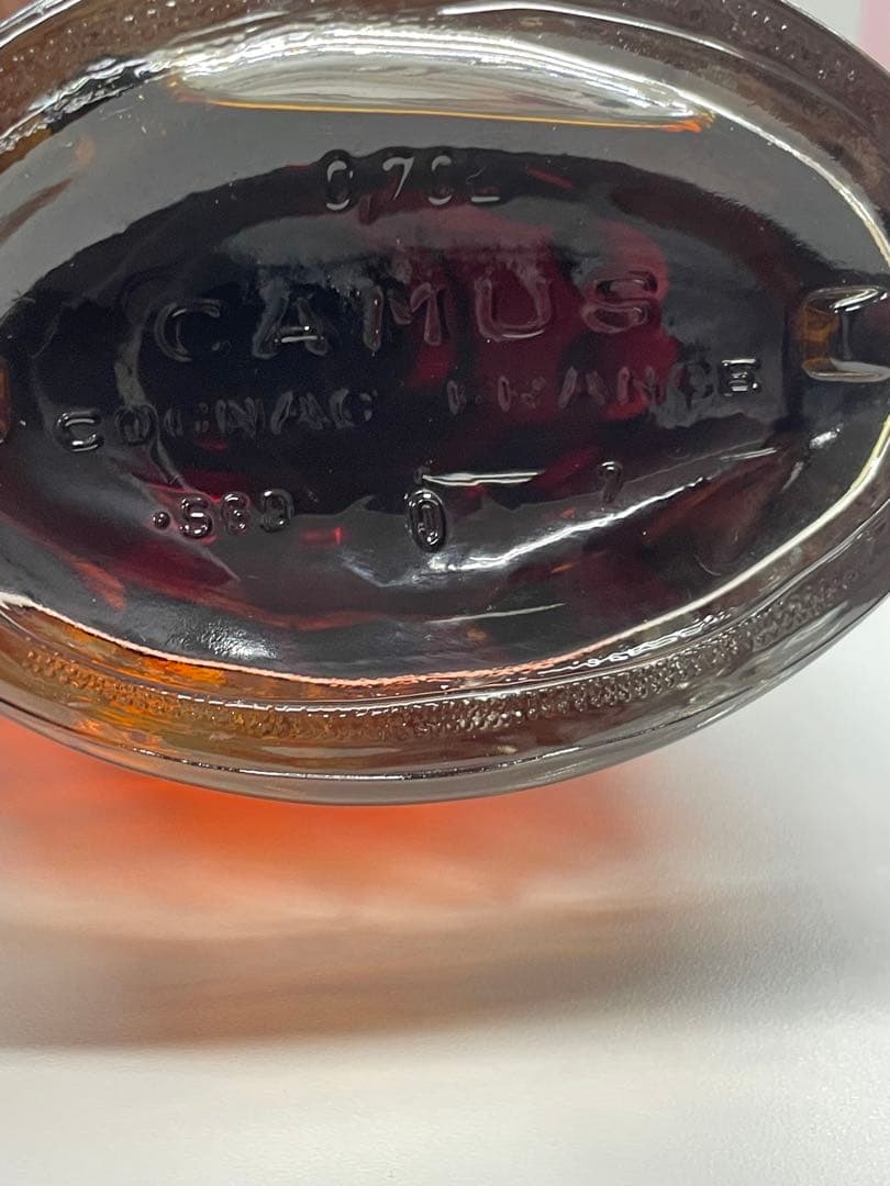 ブランデー カミュ CAMUS エクストラ ロングネック コニャック 未開栓