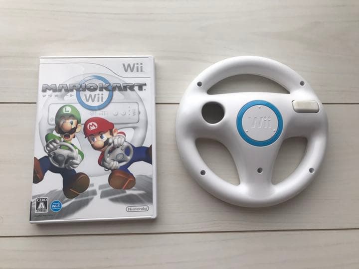 ※価格相談可※【Wii】本体+コントローラー+ソフト2本