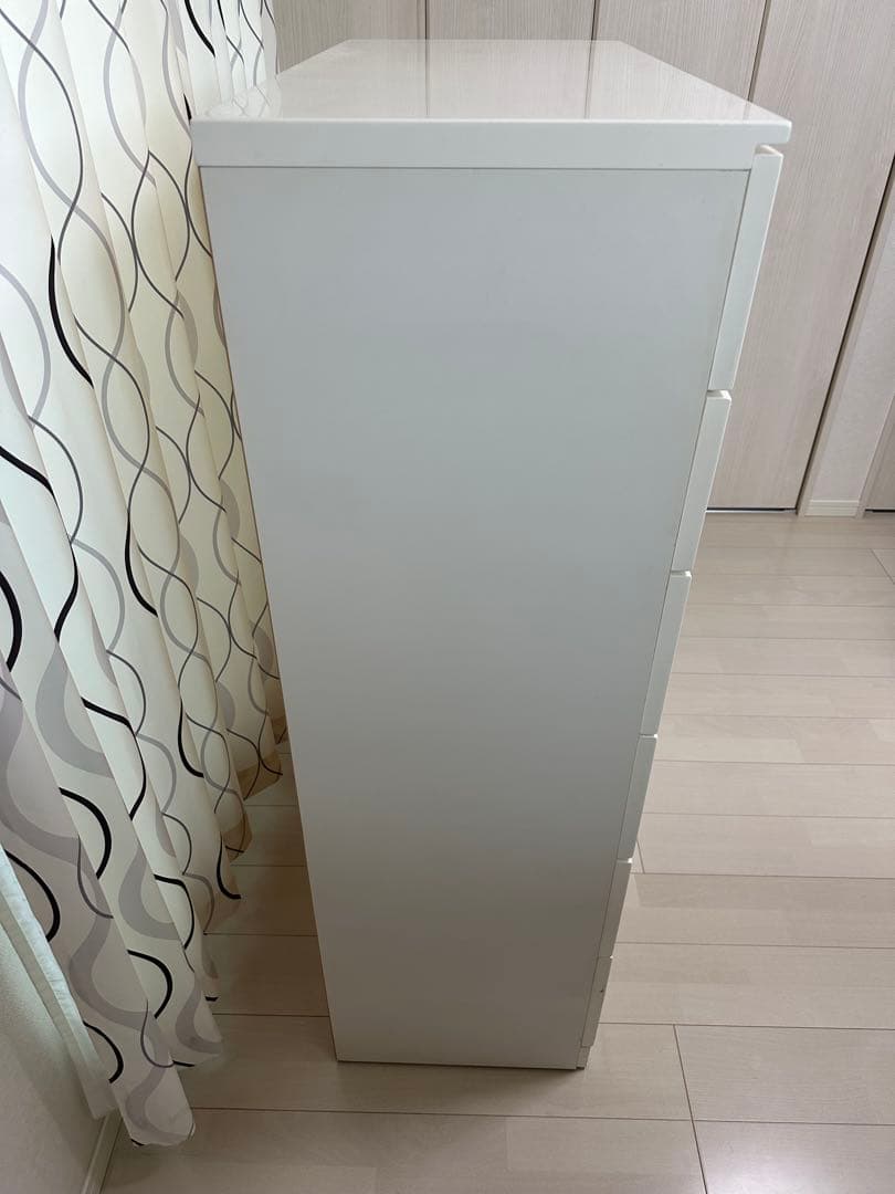 ニトリ　ホワイト　6段ハイチェスト　タンス