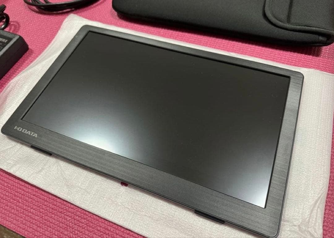 IODATA モバイルモニター (LCD-CF131XDB-M)
