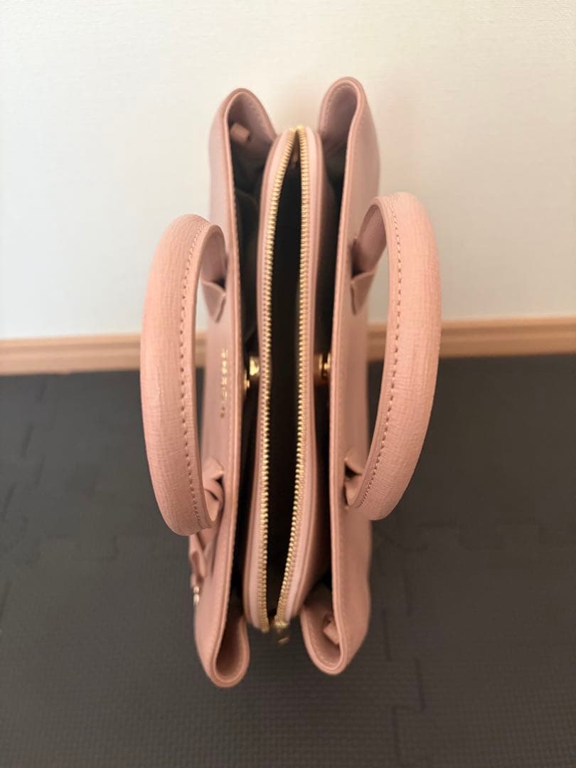 【美品】FURLA ピンクベージュ2wayバッグ