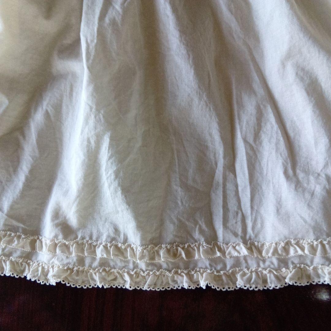 ☆ピンクハウス☆アイボリー レース装飾 フリル付き長袖ブラウスです❣