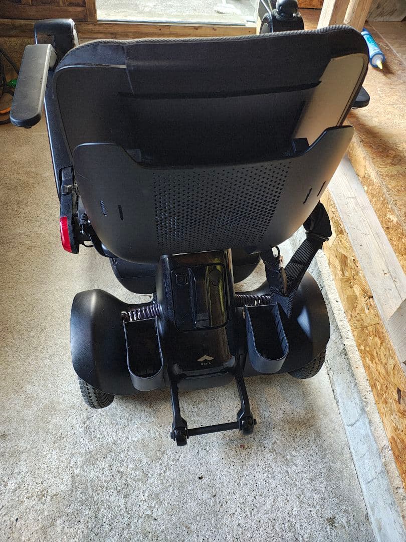 WHILL Model C2 電動車椅子 レッド