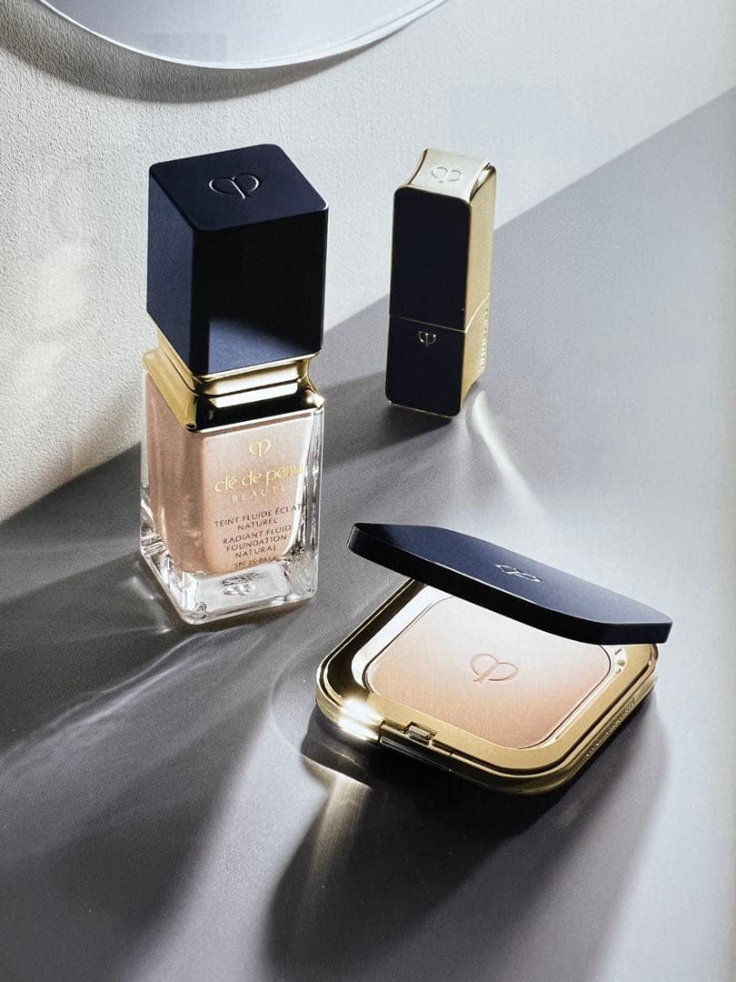 【2/6新入荷③】❣️本体❣️プードルコンパクトエサンシエルｎ