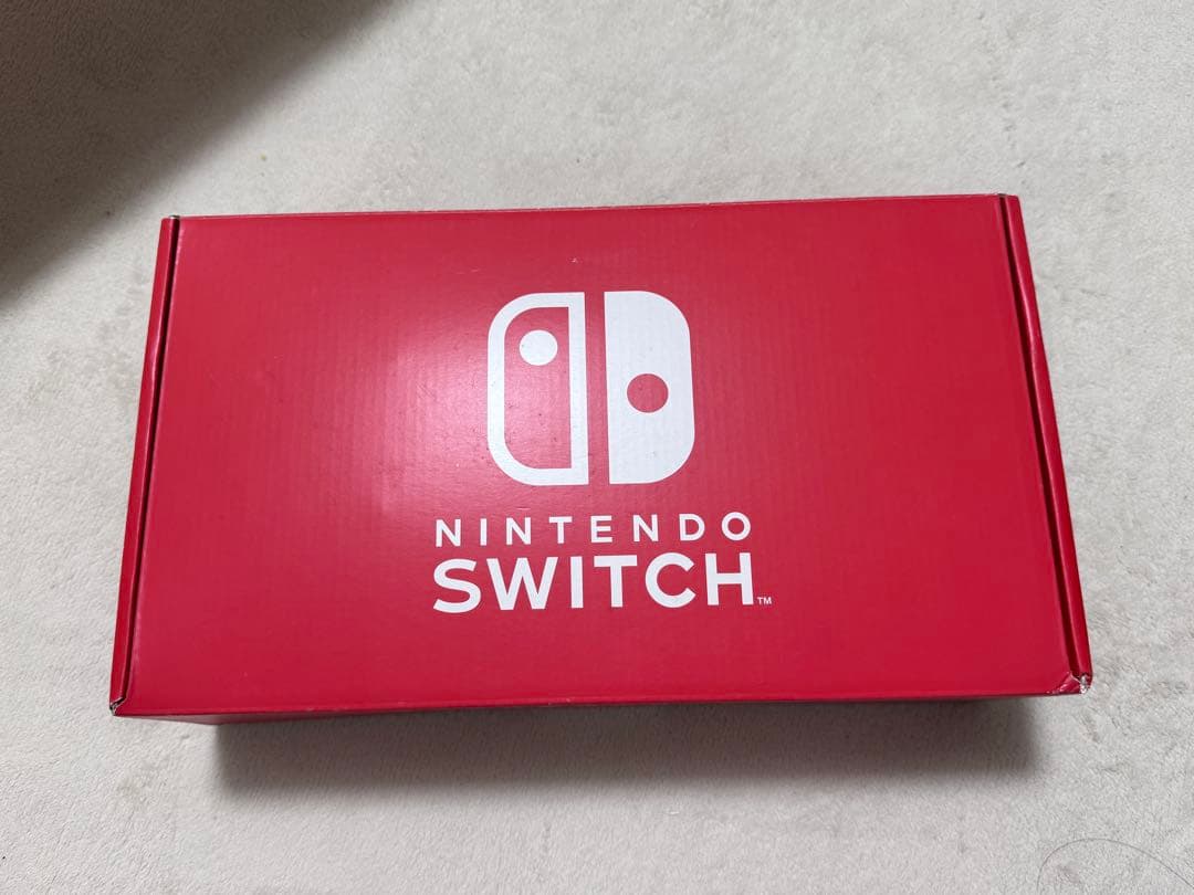 Nintendo Switch 本体 ブラック Joy-Con付き