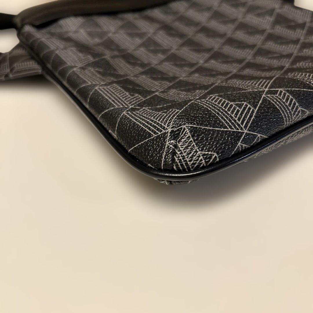 LACOSTE ラコステ ショルダーバッグ モノグラム