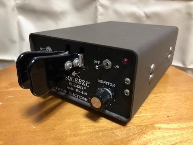 KATUMI ELECTRONIC KEYER EK-150をどうぞ