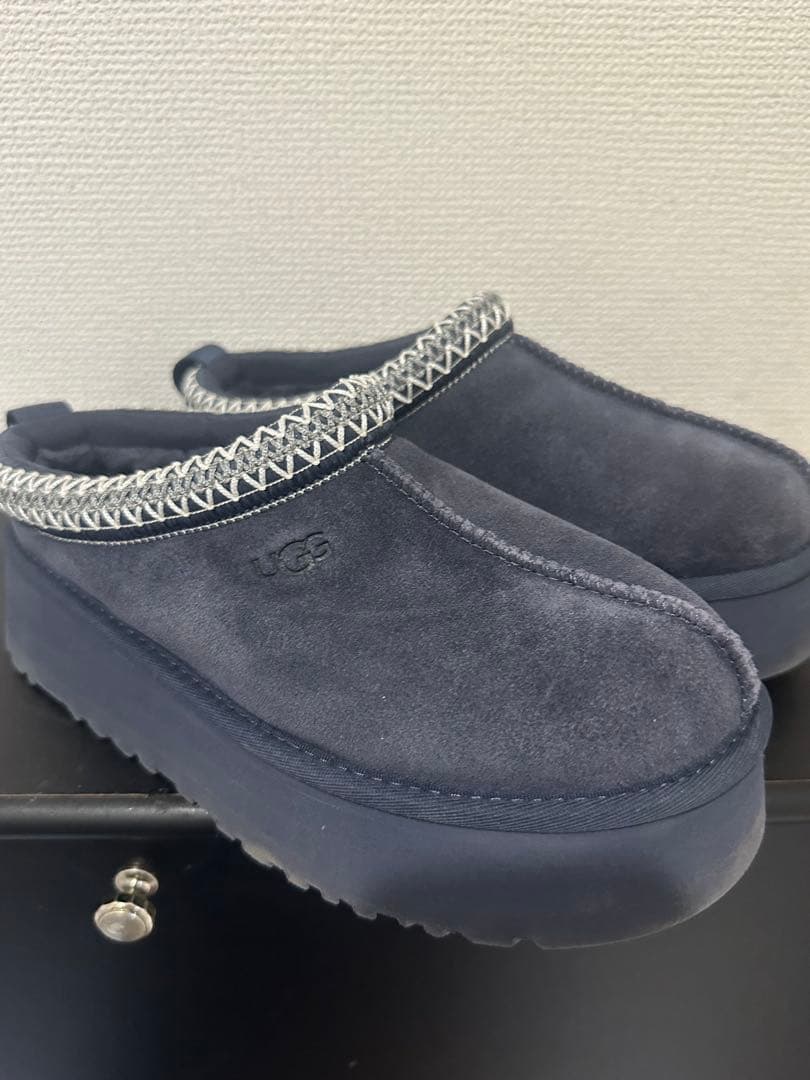 めたもる UGG タスマン ネイビー スリッポンブーツ 24cm 即日発送