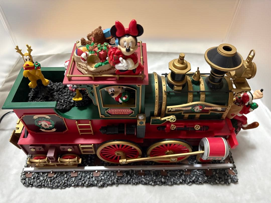 ミッキークリスマスキャノンボール フィギュア 機関車 汽車ライトアップオルゴール