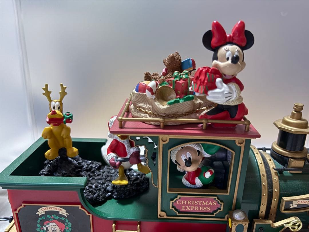ミッキークリスマスキャノンボール フィギュア 機関車 汽車ライトアップオルゴール