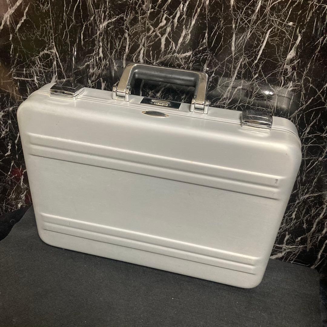 ゼロハリバートン　アタッシュケース　アルミ デラックススリム　DZ5-S1