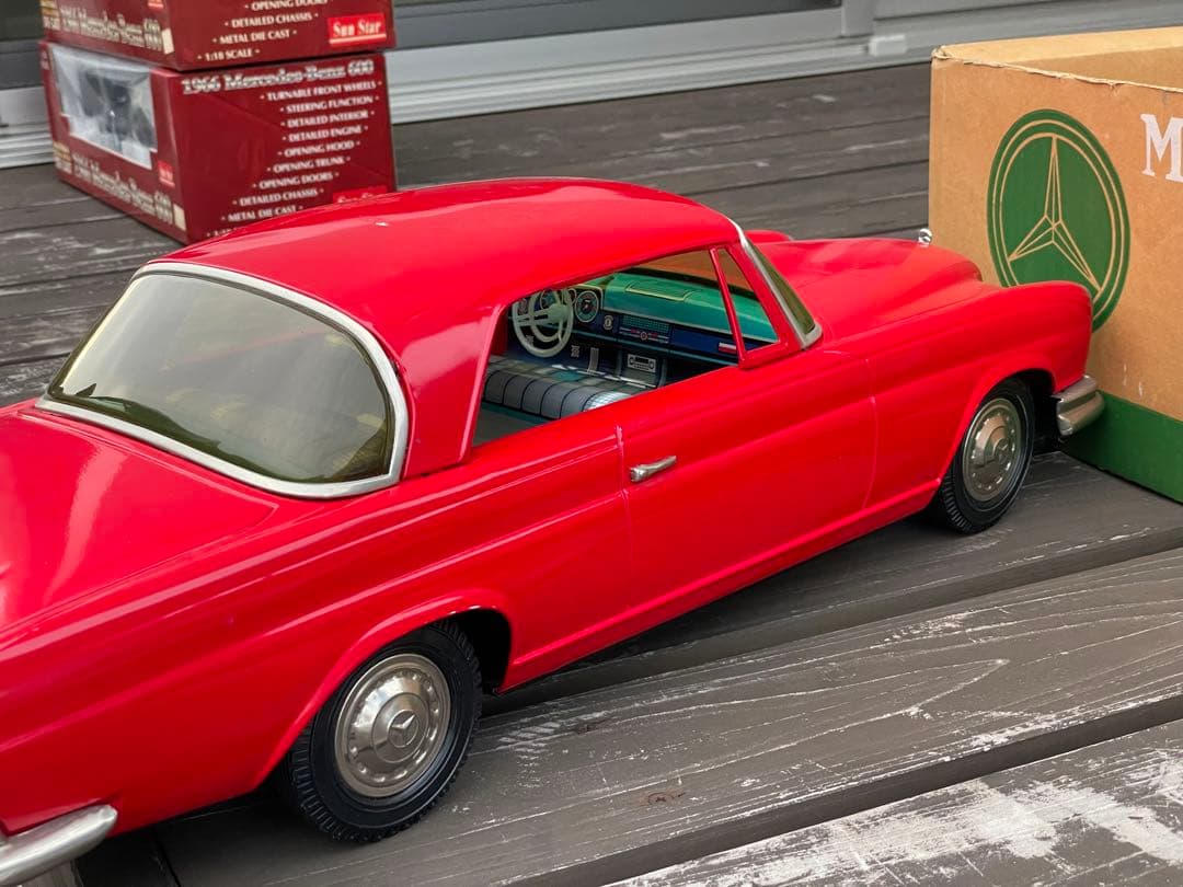 300SE ベンツ ブリキ ミニカー