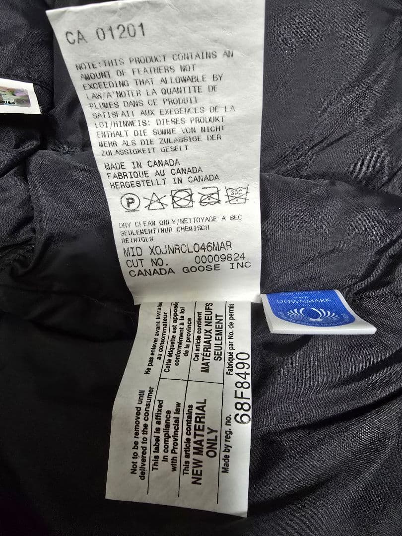   ブラック（Lサイズ）古着。