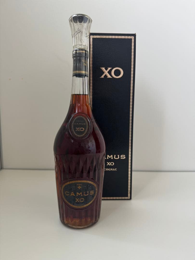 CAMUS XO コニャック （1000ml、古酒）箱付き