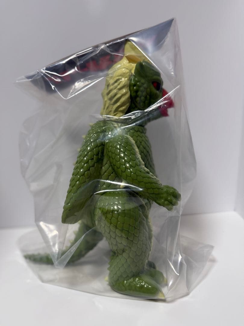 安楽安作 大巨獣ガッパ (1期) 雄 MEDICOM TOY メディコムトイ