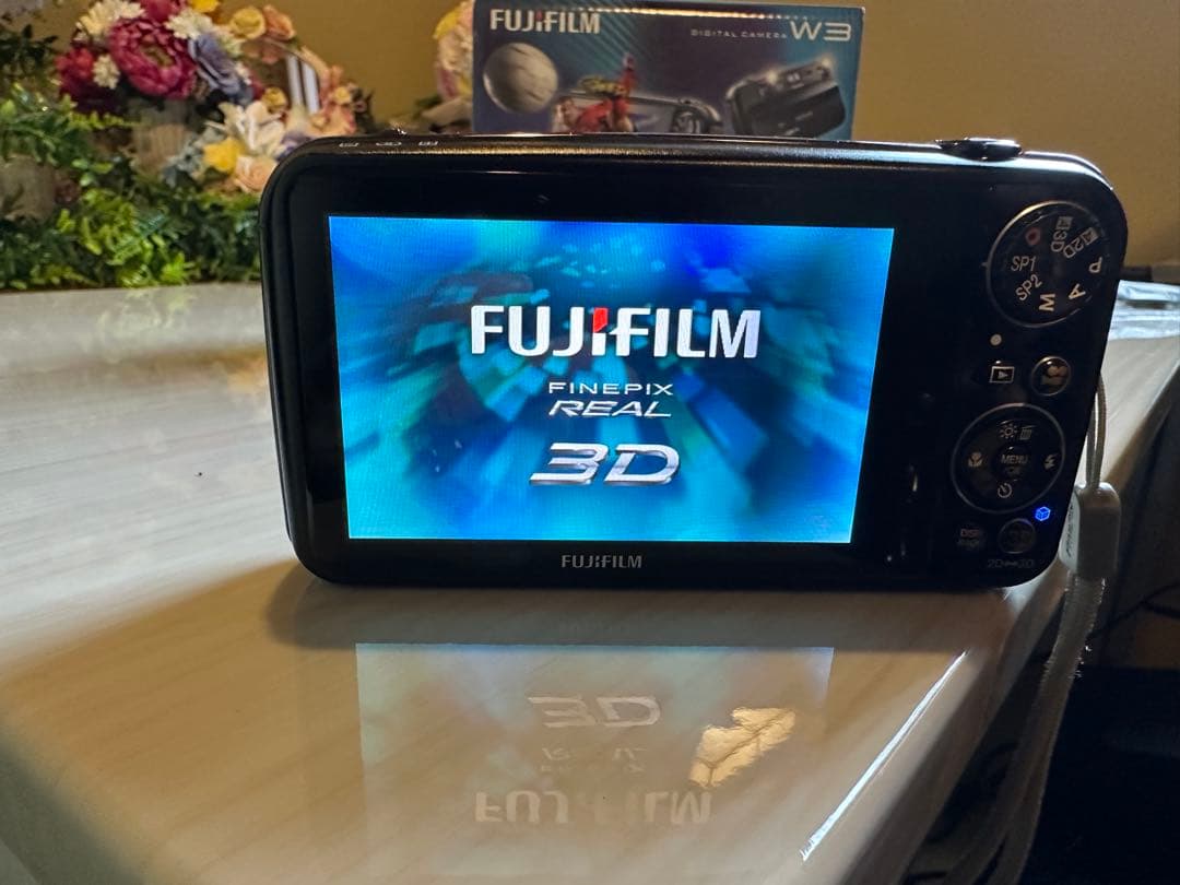 レアカメラ 富士フイルム 3DデジタルカメラFinePix REAL 3D W3