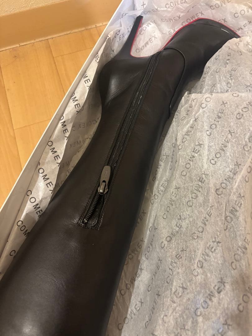 美品ほぼ新品未使用COMEX ブラック×レッド ニーハイブーツ 高ヒール 箱付き