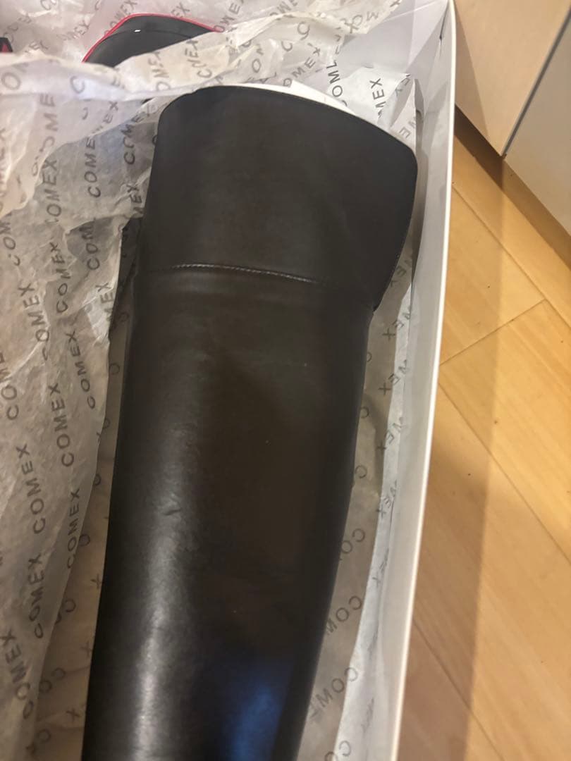 美品ほぼ新品未使用COMEX ブラック×レッド ニーハイブーツ 高ヒール 箱付き