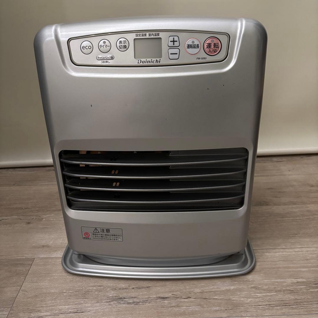 ダイニチ　石油ファンヒーター 　FW-E32S3 ライトシルバー