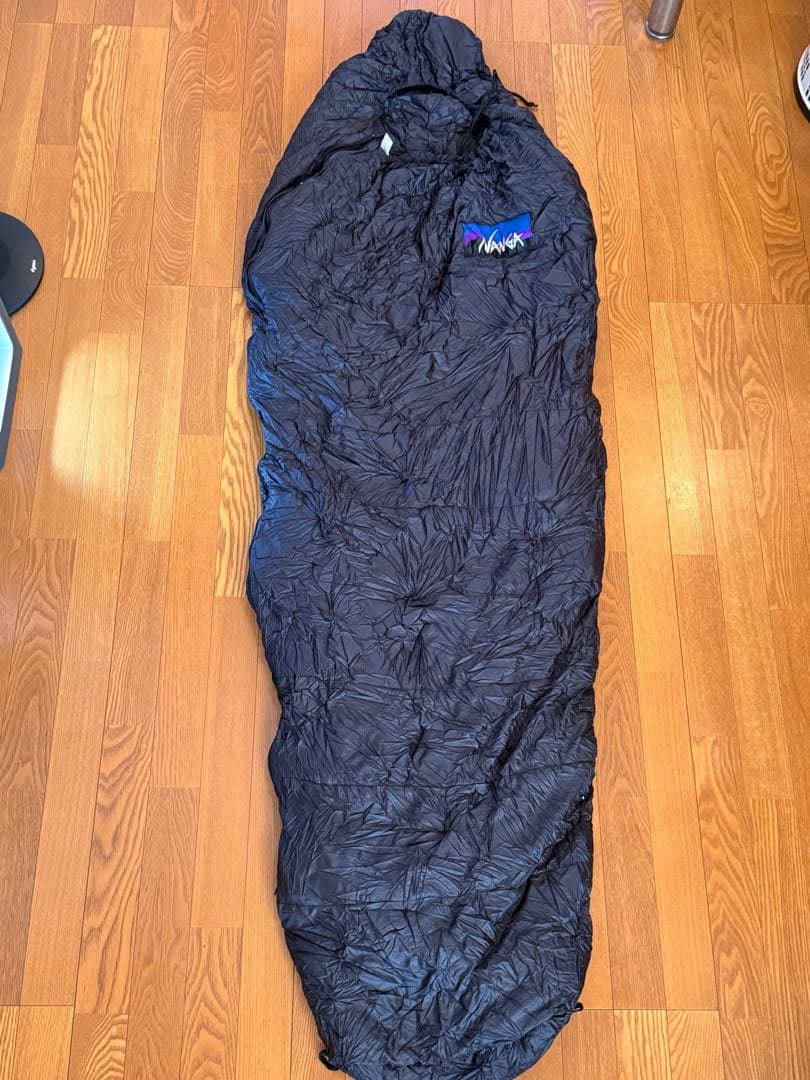 NANGA 軽量コンパクト寝袋 黒