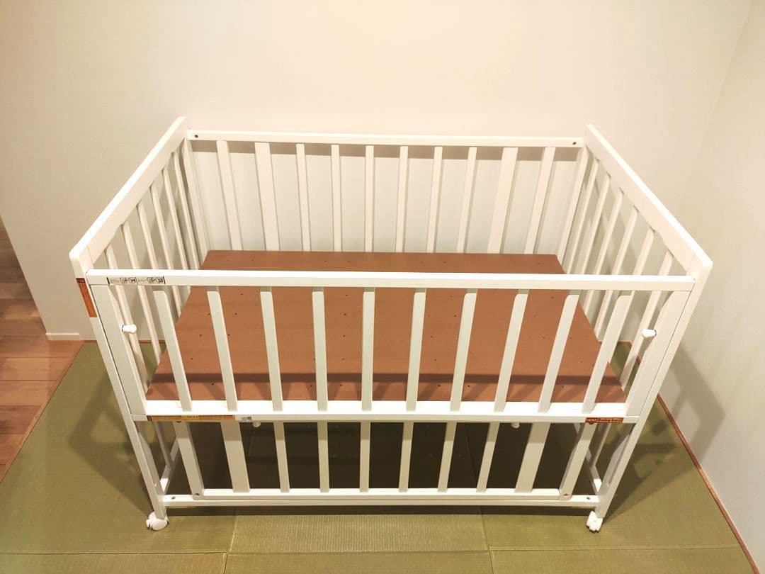 ヤトミ ベビーベッド レギュラーサイズ 120×70 ホワイト キャスター付き