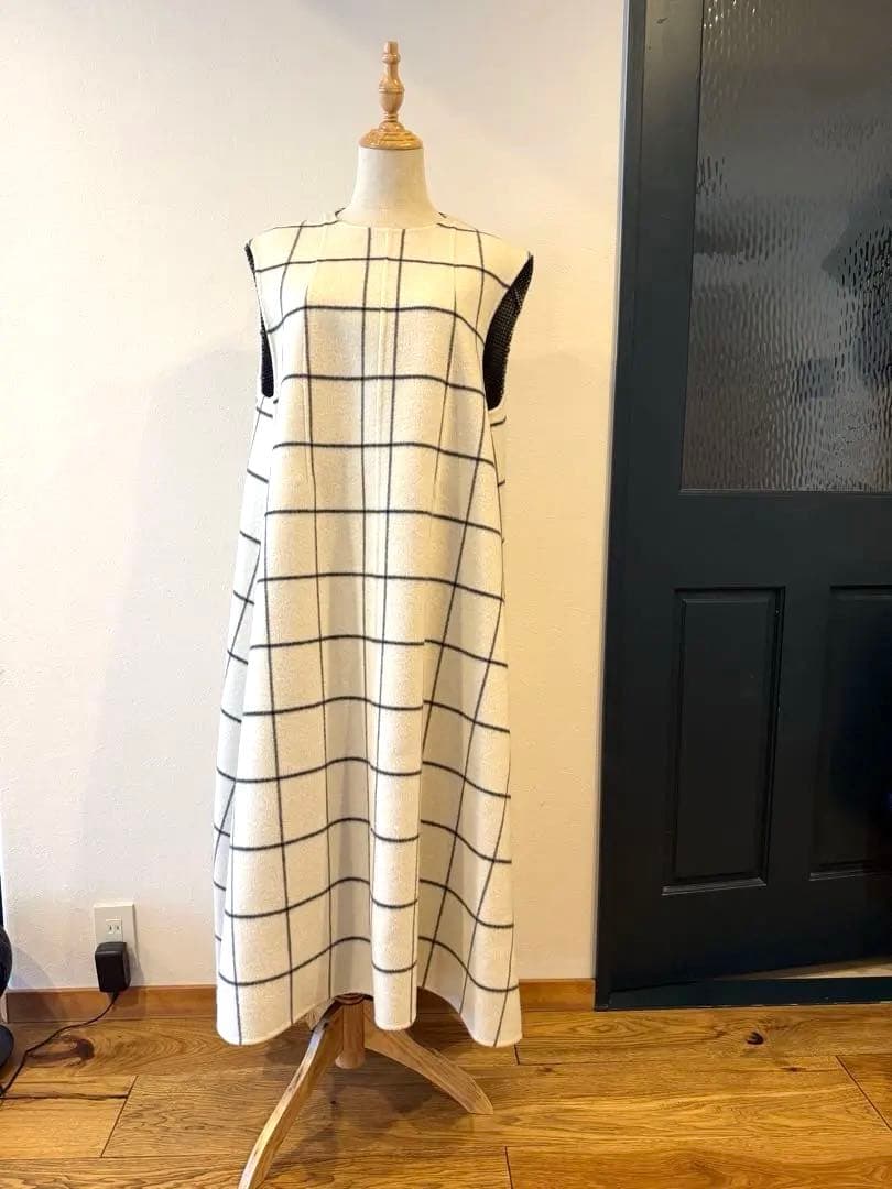 アイボリー ブラックチェック ノースリーブワンピース