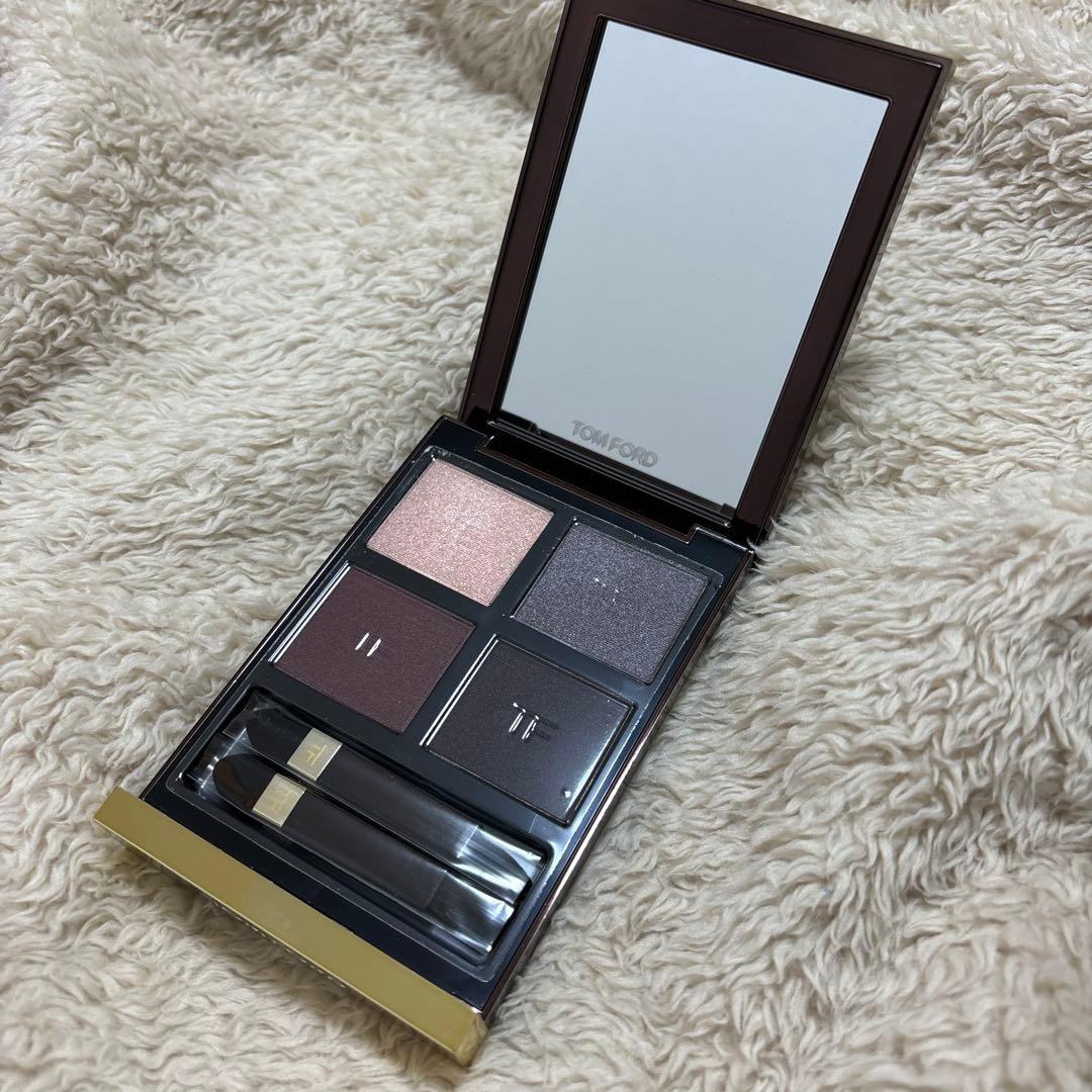 トムフォード　アイカラー　クォード