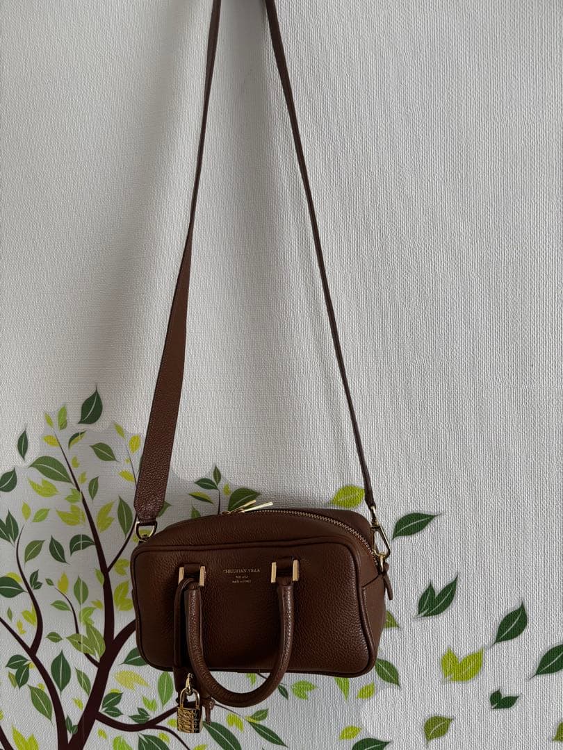 CHRISTIAN VILLA /クリスチャン ヴィラ】スクエアボストン