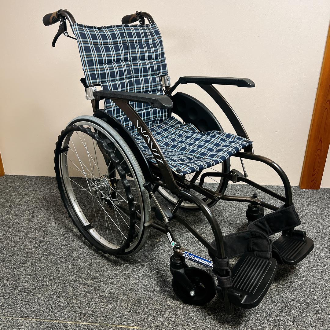カワムラサイクル　自走用　ノーパンクタイヤ　次世代型車椅子　WAVITシリーズ