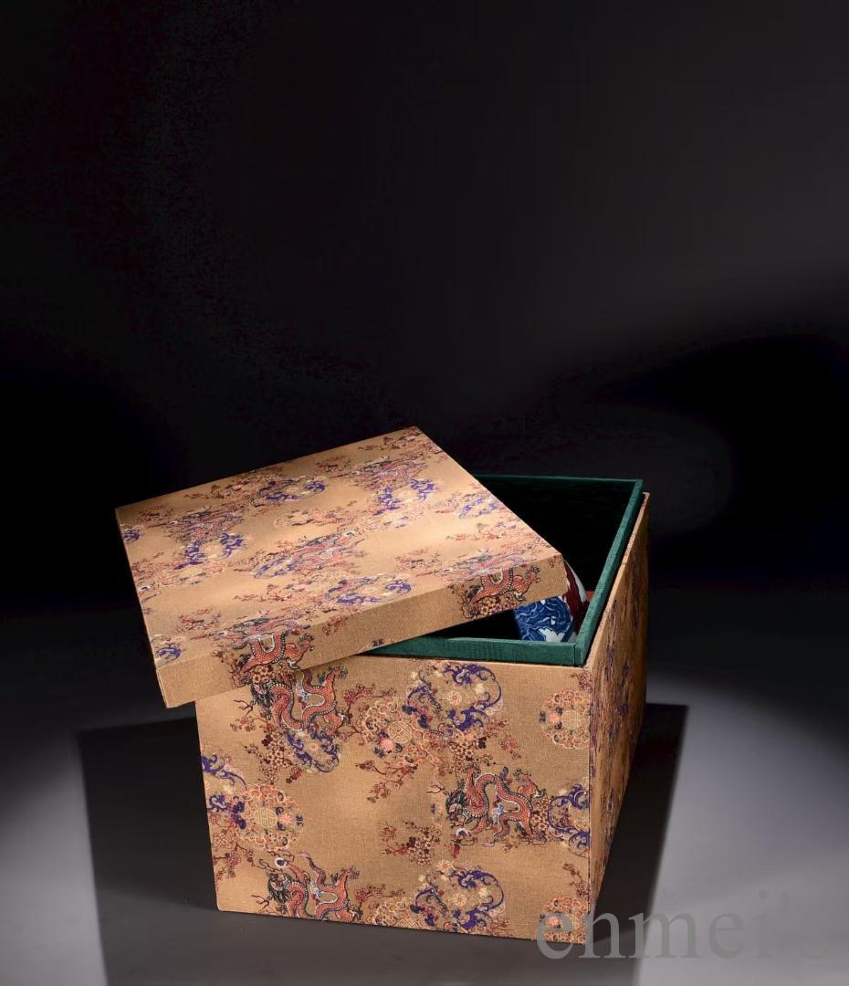 中国古美術 明洪武 青花釉裏紅麒麟紋梅瓶 青花磁 壺 唐物 時代物 古陶磁 古玩