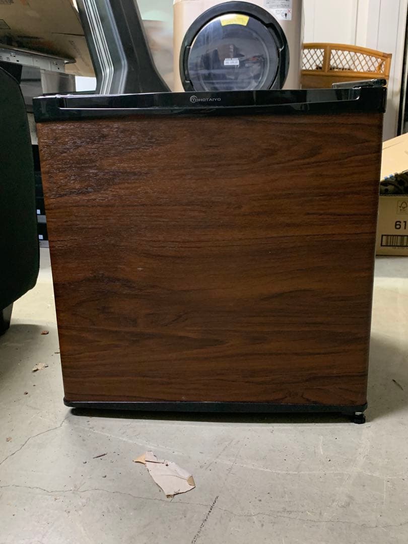 TOHOTAIYO 1ドア冷凍庫 TH-46l 1wd