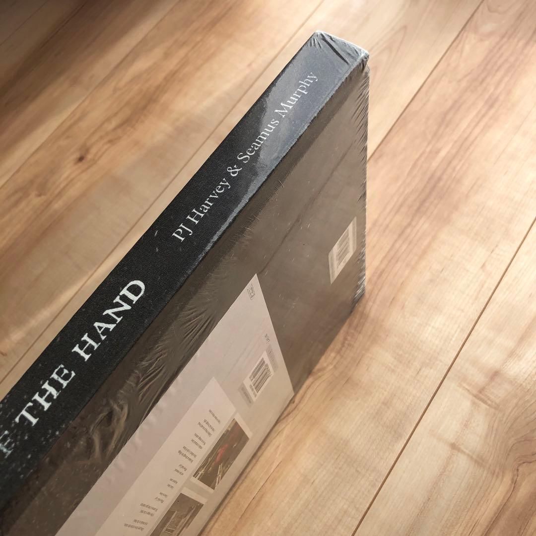 絶版 PJ Harvey 「The Hollow of the Hand」大型本