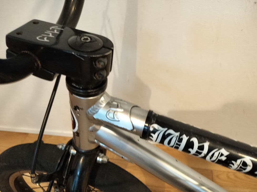 BMX 16インチ cult