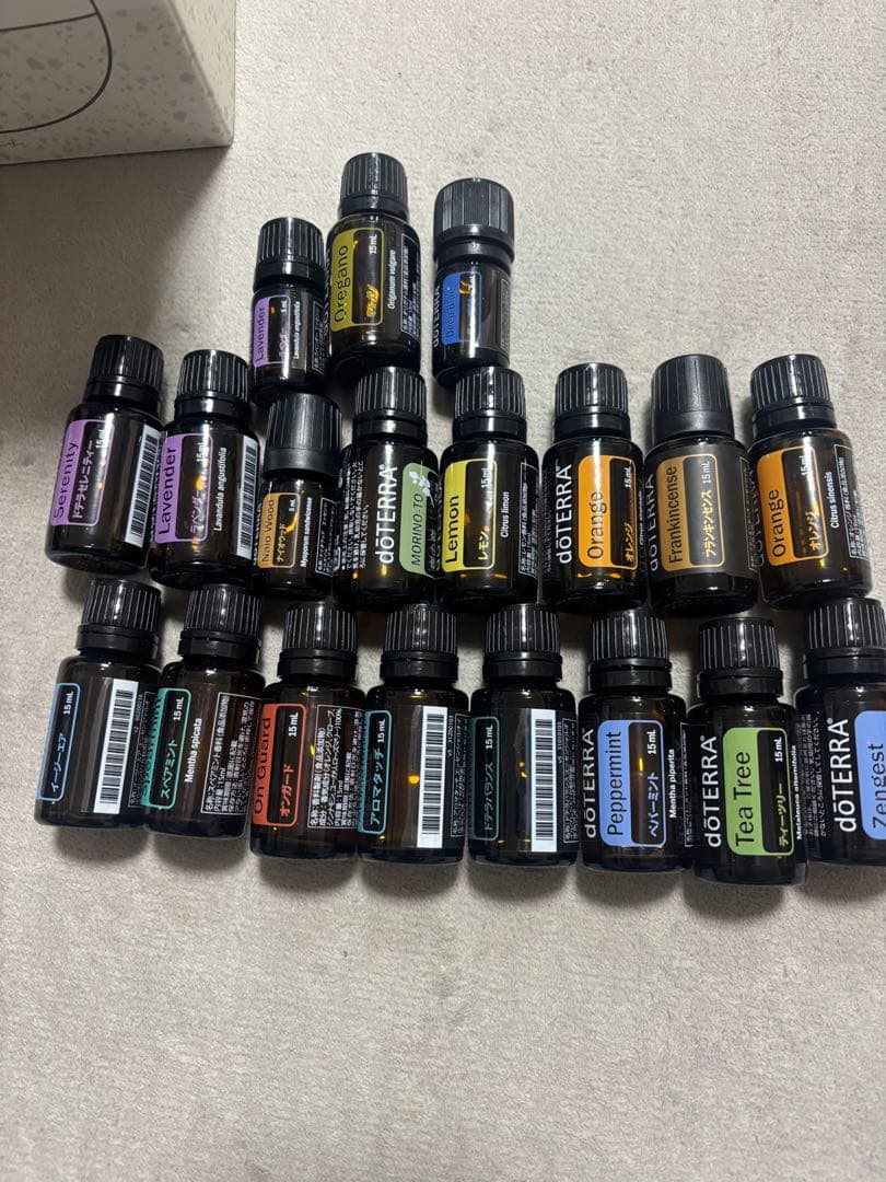 ディフューザーとアロマセット19本