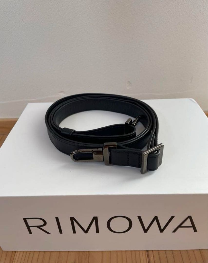 Rimowa クロスボディバッグ　ストラップ