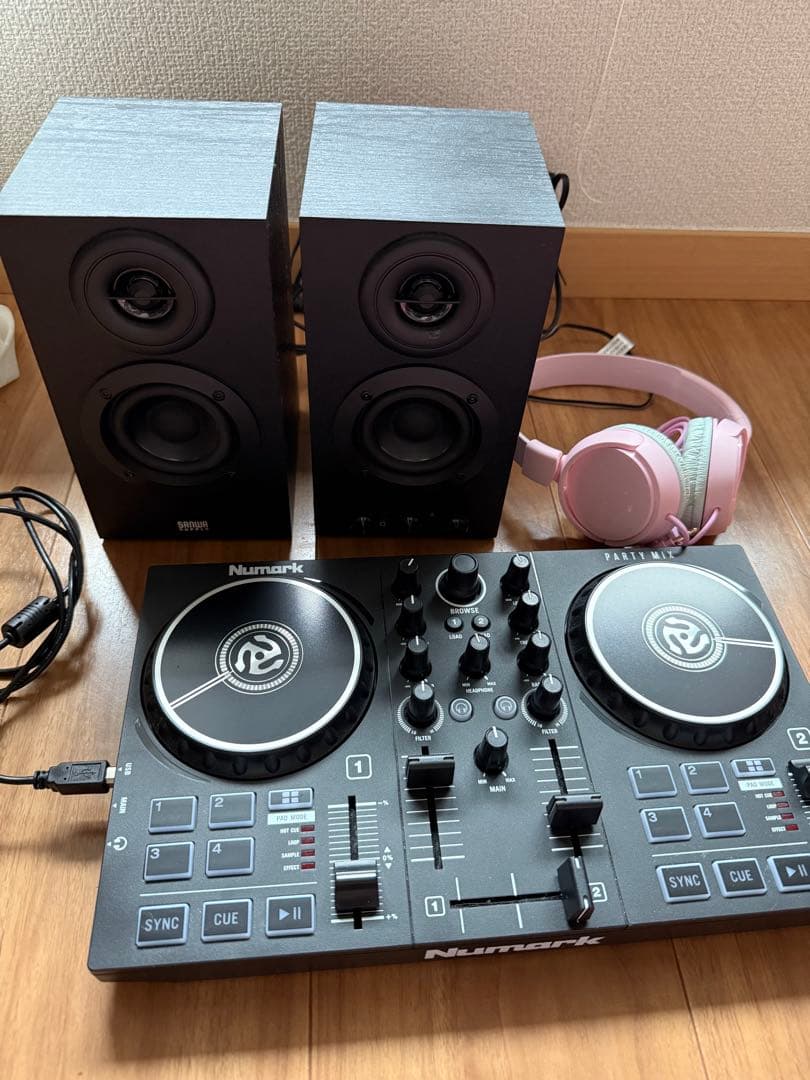 全糖の少女【美品】 Numark Party Mix DJコントローラー
