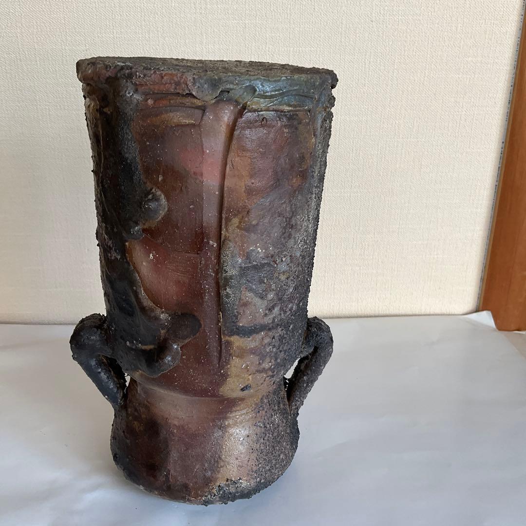 備前焼　岡山県重要無形文化財保持者各見政峯作　備前窯変耳付花入