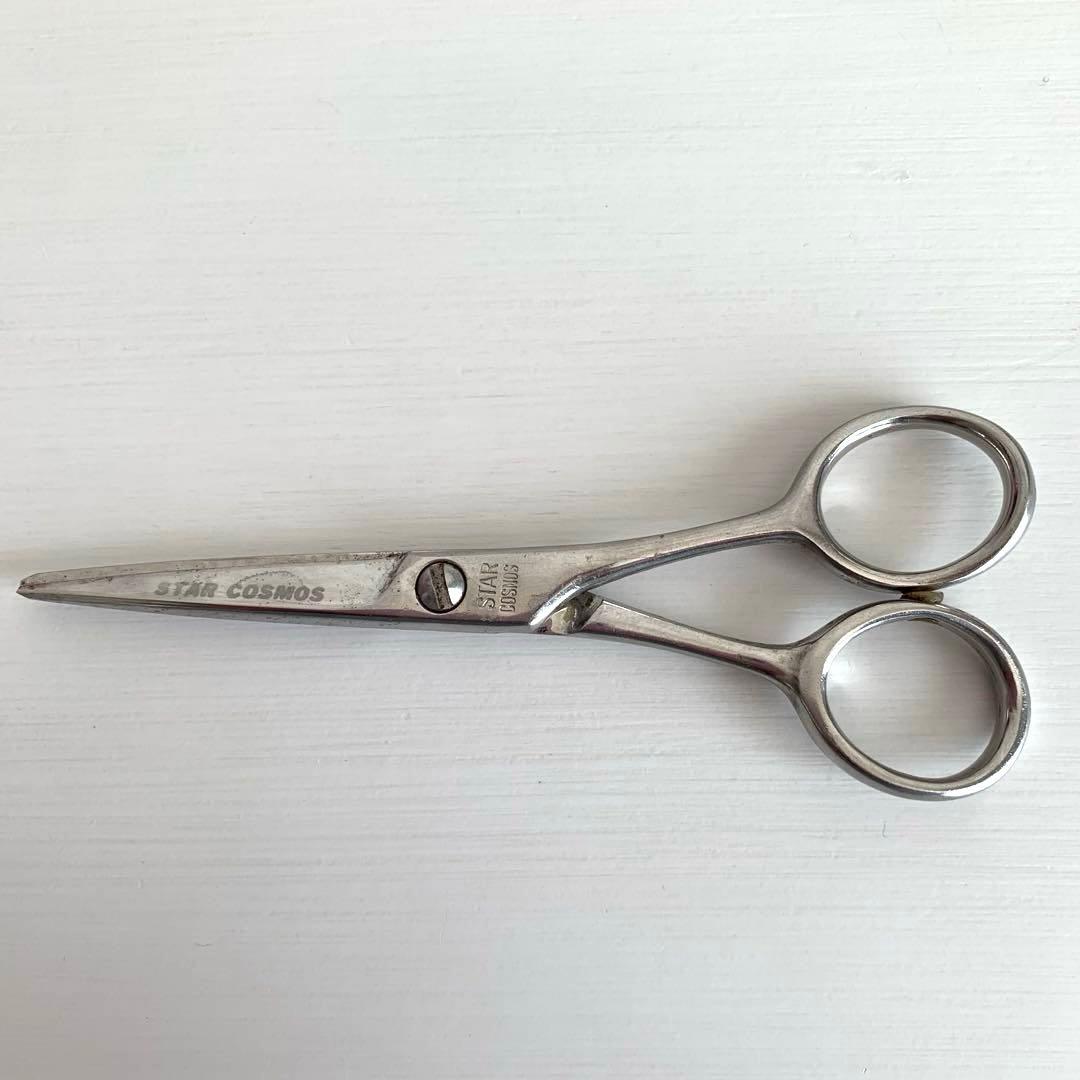 STAR COSMOS 133 シザー　4.5インチ　美容ハサミ美容師　カット